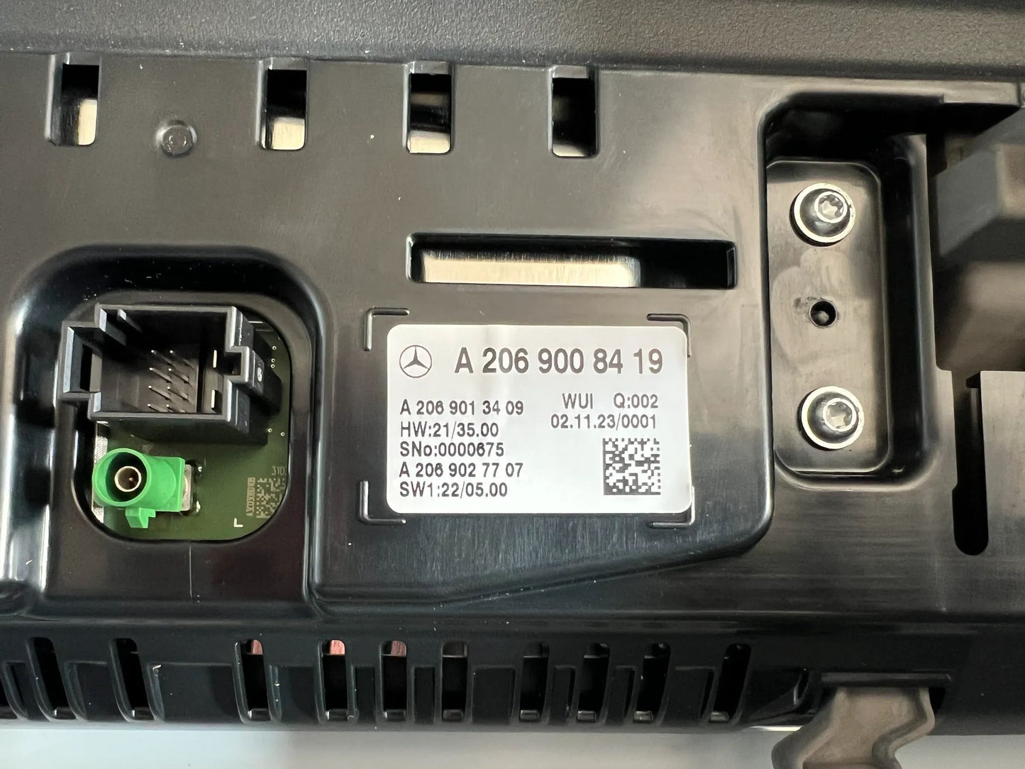 Mercedes-Benz W206/236/254 Digital Tacho Display Kombiinstrument A2069008419 NEU