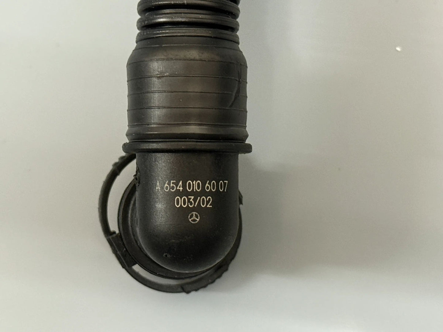 Original Mercedes Benz Entlüftungsschlauch A6540106007 NEU