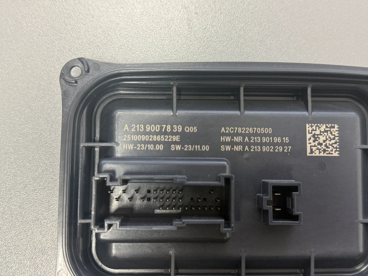 Original Mercedes-Benz Steuergerät Leuchtweitenregelung Links A2139007839 NEU