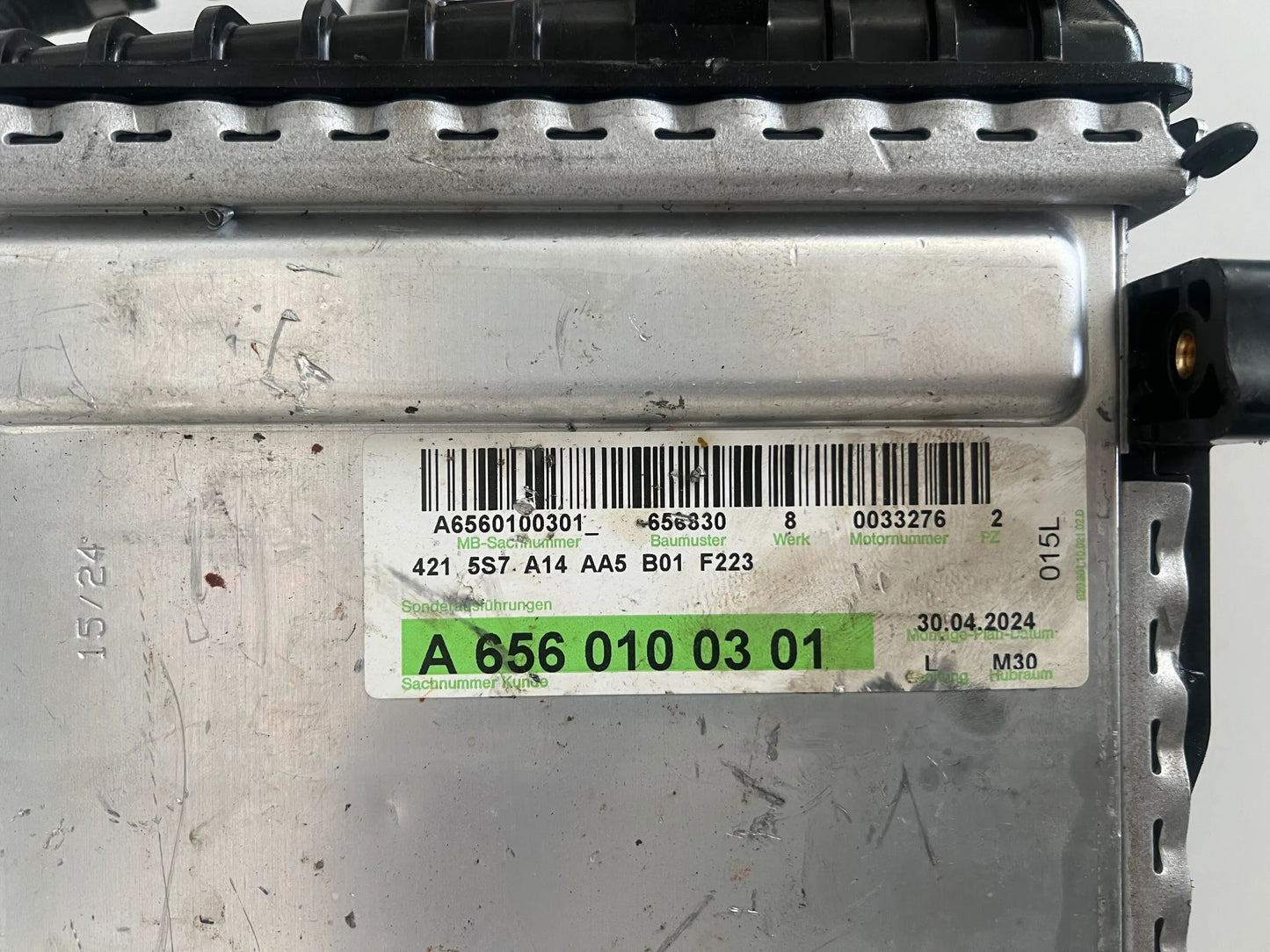 Original Mercedes Benz OM656 Ladeluftkühler A6560900300