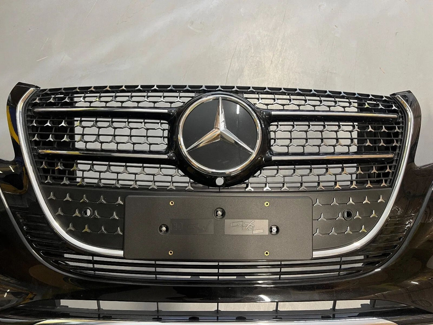 ORIGINAL Mercedes Benz V-Klasse FACELIFT NEW MODELL W447 Stoßstange vorne NEU