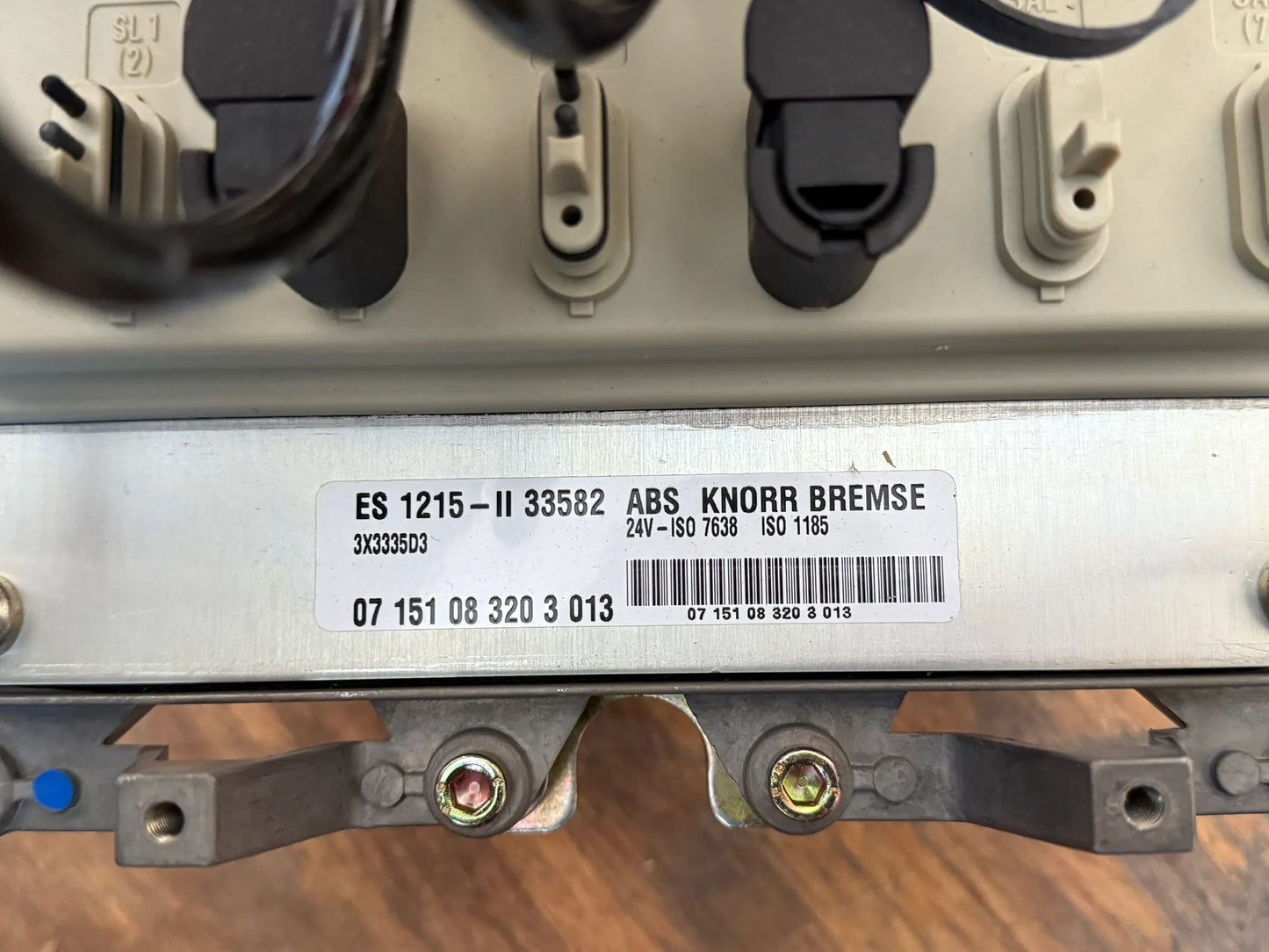 Iveco KNORR-Bremse Steuergerät ABS Anhänger Modul 500037194 07151083203013 NEU