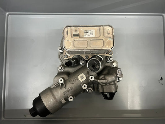 Original Mercedes Benz Ölkühler mit Ölfilter A6561804600 NEU