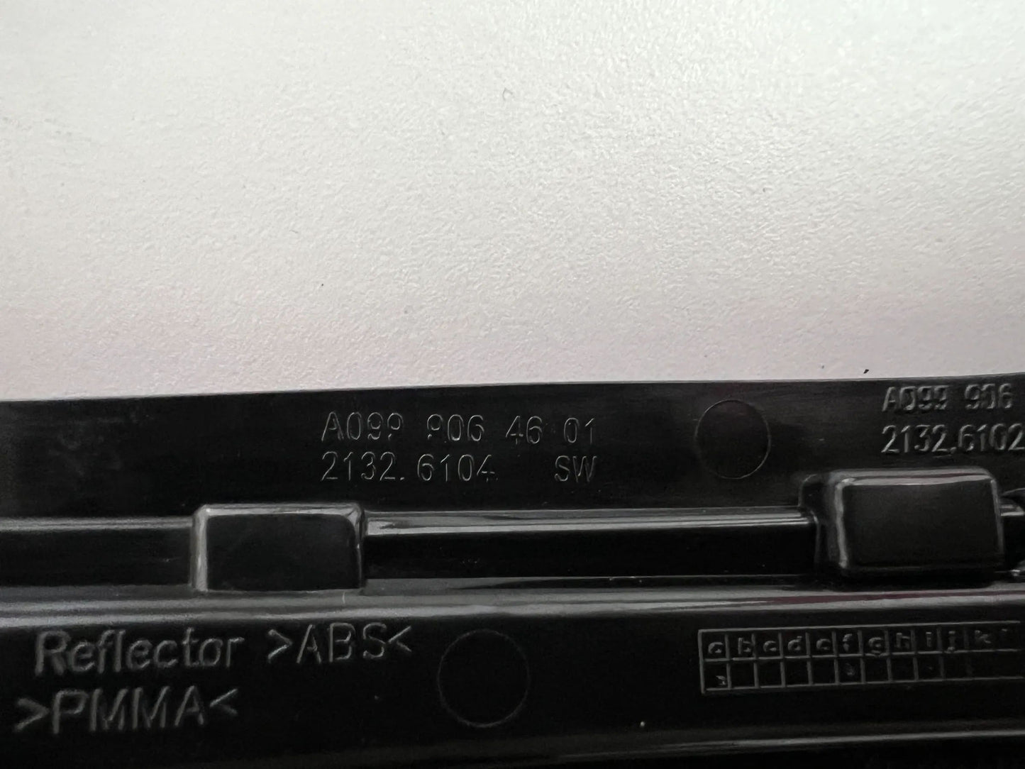 ORIGINAL Mercedes Benz V-Klasse Aussenspiegel Blinker A0999064601 rechts NEU