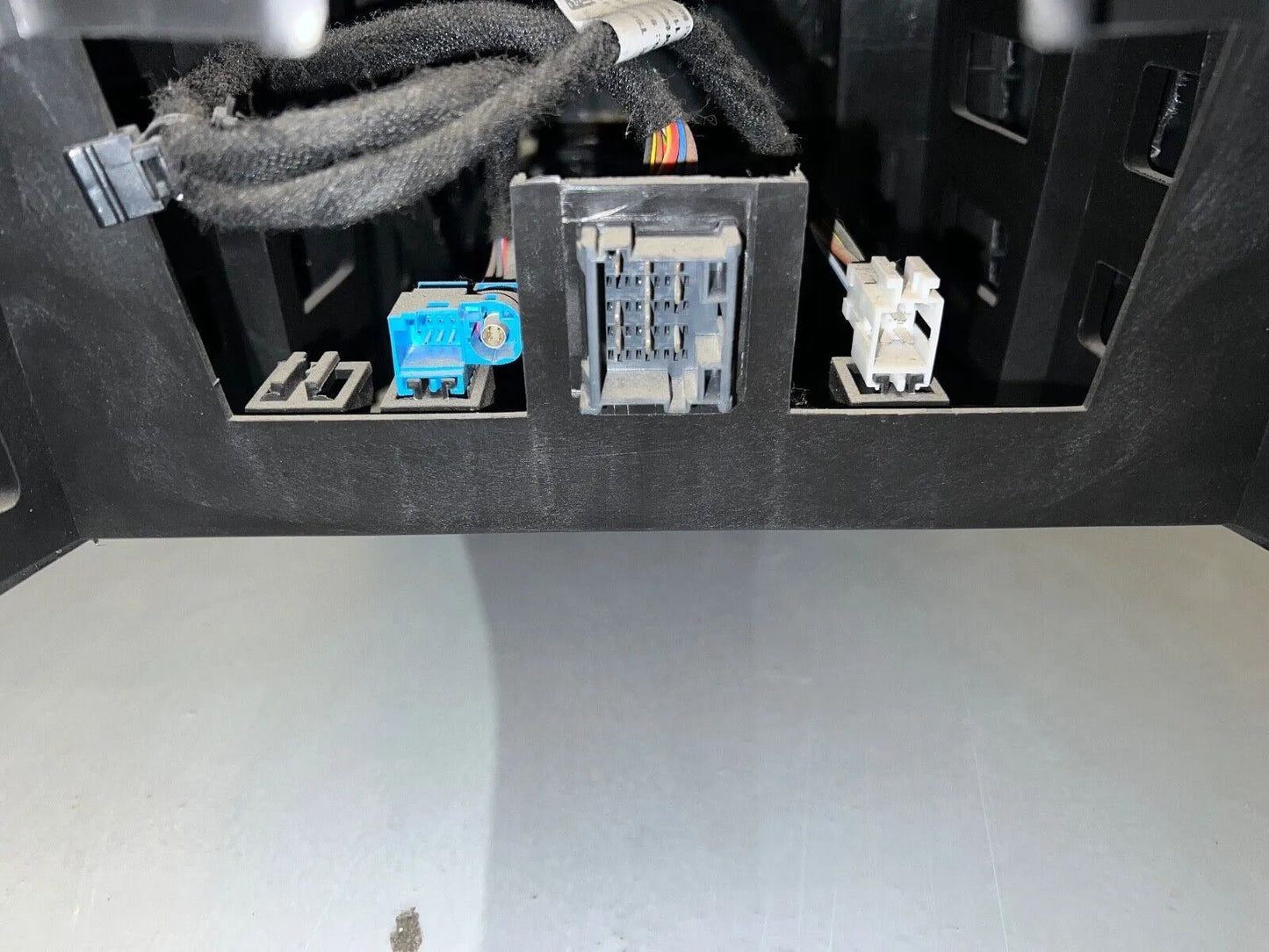 ORIGINAL Mercedes Benz V-Klasse Kühlschrank/Kühlfach/Mittelkonsole Schwarz