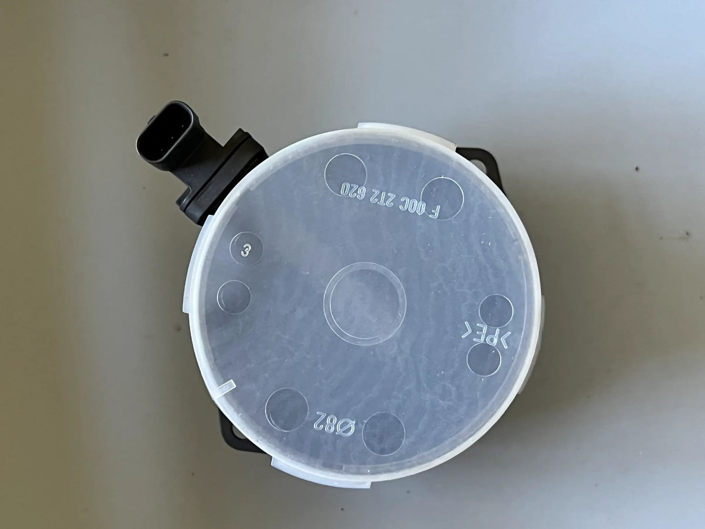 Mercedes Benz Heissfilmluftmassensensor Luftmassenmesser A4479052704 NEU