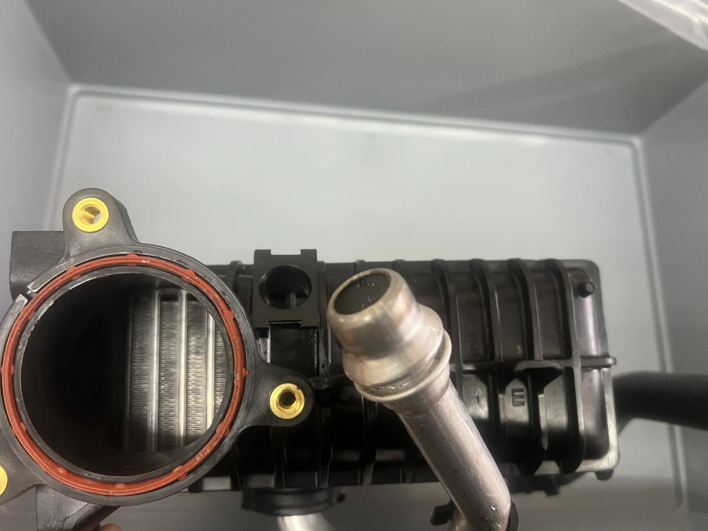 Original Mercedes-Benz Ladeluftkühler A6540904201 NEU