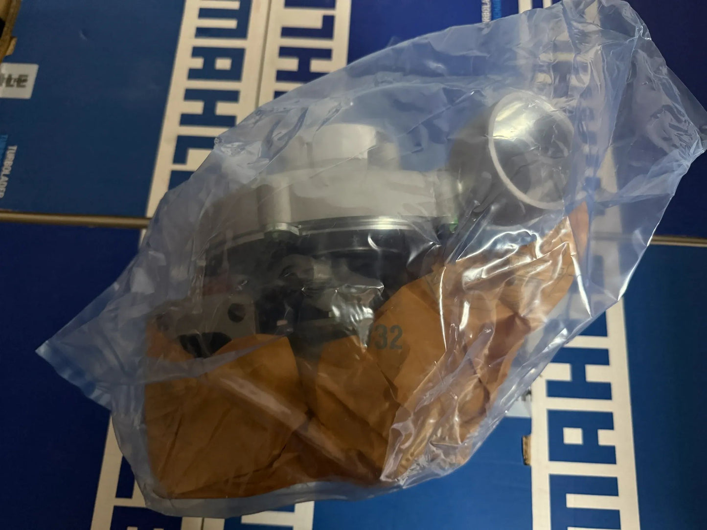Original Mahle Mercedes Benz Turbolader 001TC18590000 NEU