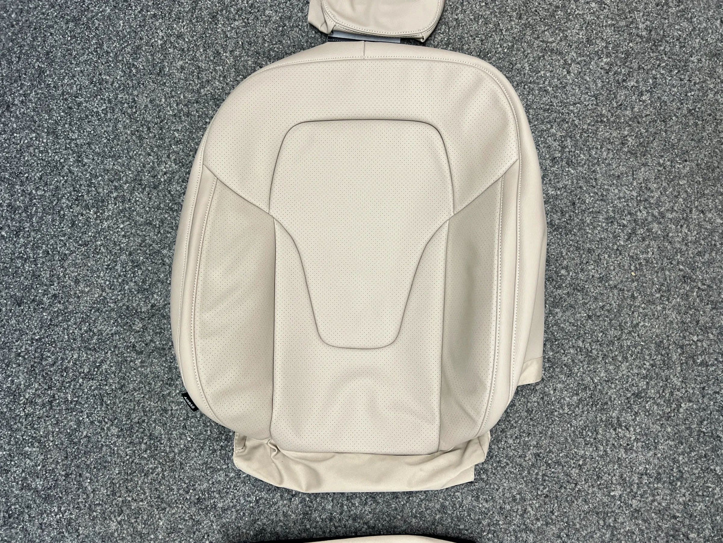 2 X Mercedes-Benz V-Klasse/Vito W447 Sitzbezug Komplett NAPPA-Leder Beige NEU