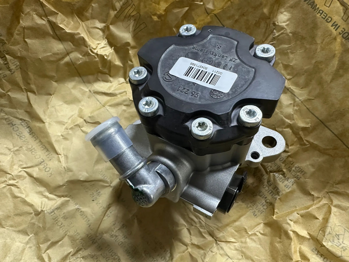 Original IVECO Hydraulikpumpe 504371396 7693955609 NEU