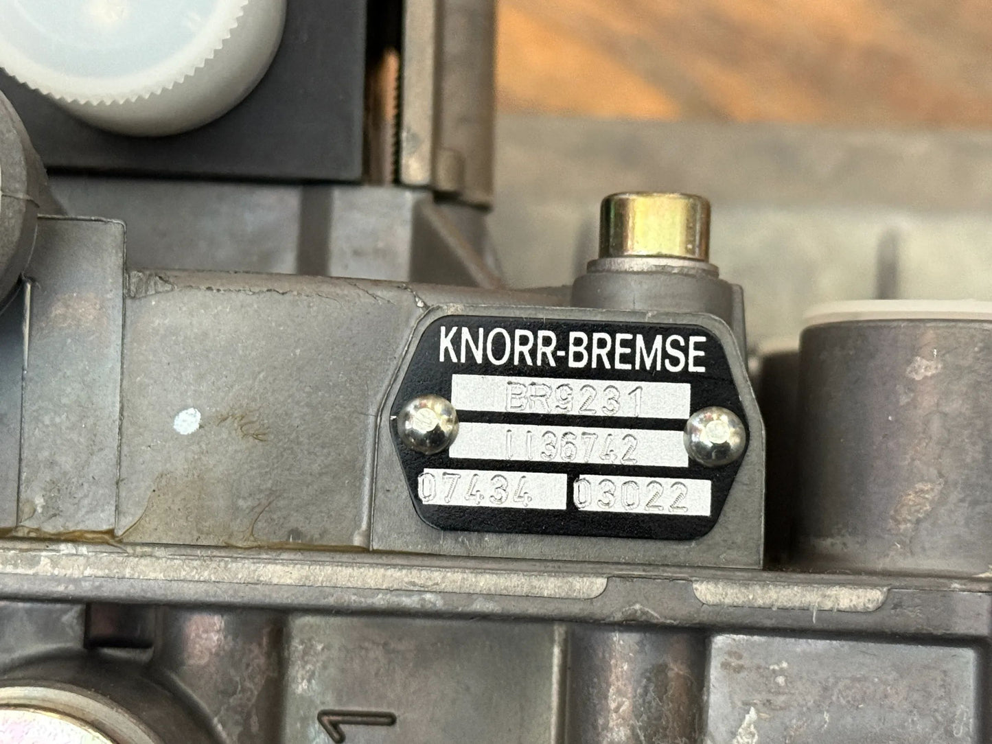Iveco KNORR-Bremse Steuergerät ABS Anhänger Modul 500037194 07151083203013 NEU