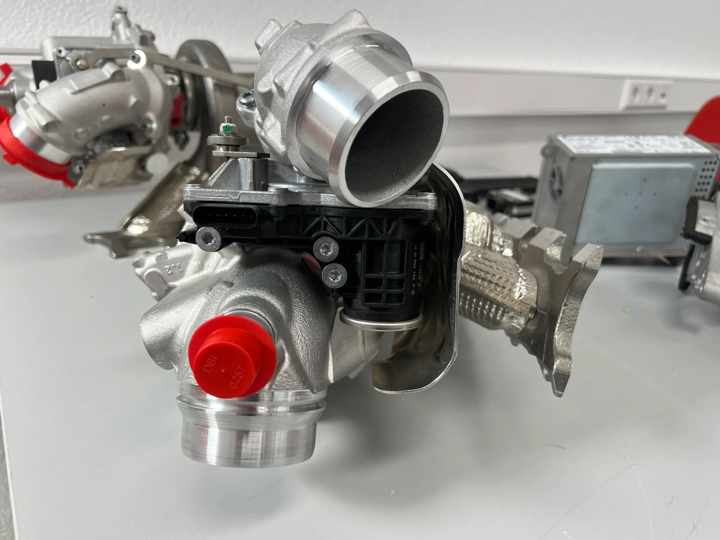 ORIGINAL MERCEDES-BENZ TURBOLADER A2540903500 49389-00715 NEU