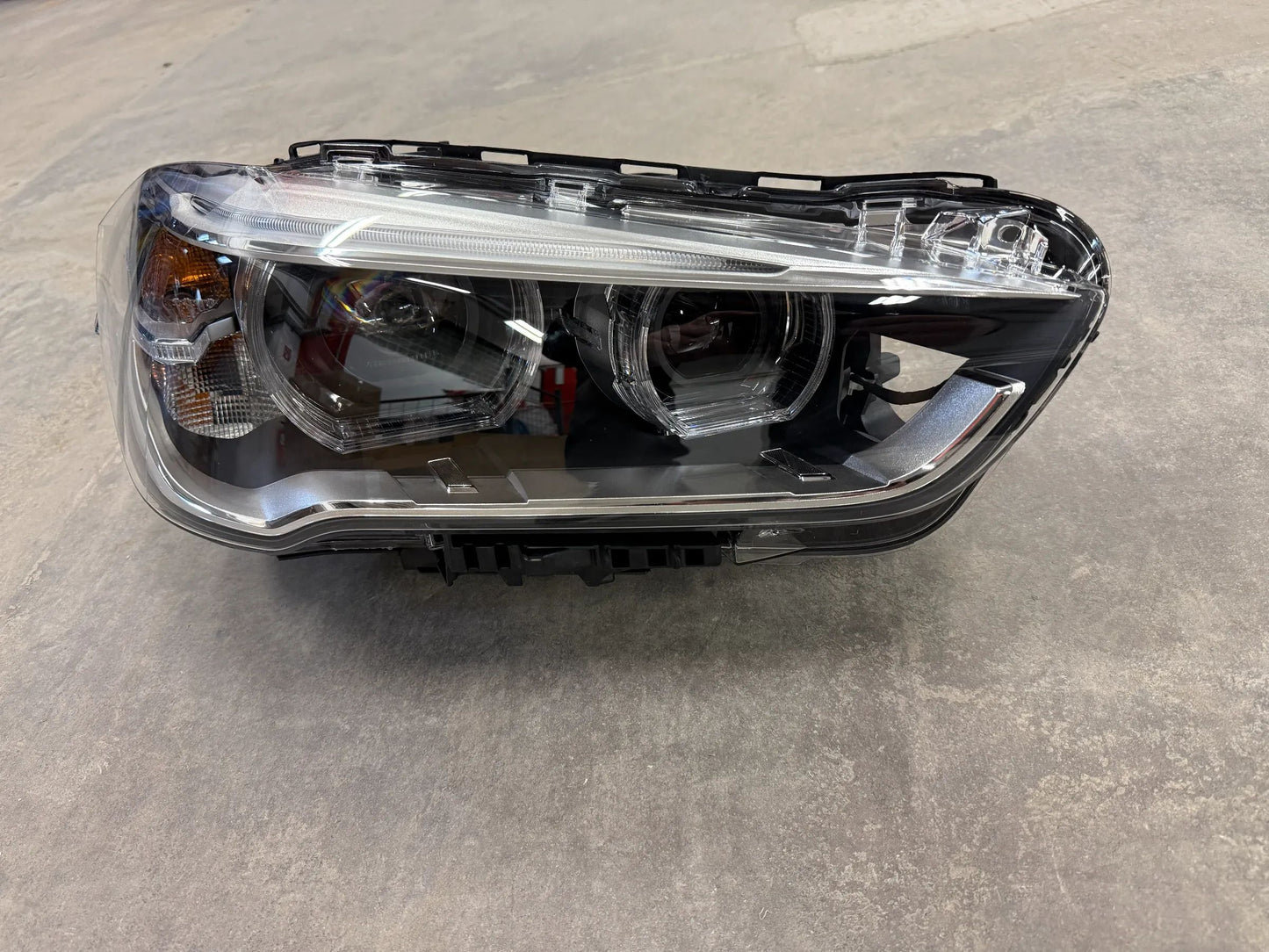 Original BMW X1 F48 Scheinwerfer LED rechts 7193708 NEU