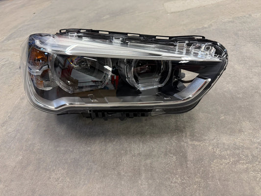 Original BMW X1 F48 Scheinwerfer LED rechts 7193708 NEU
