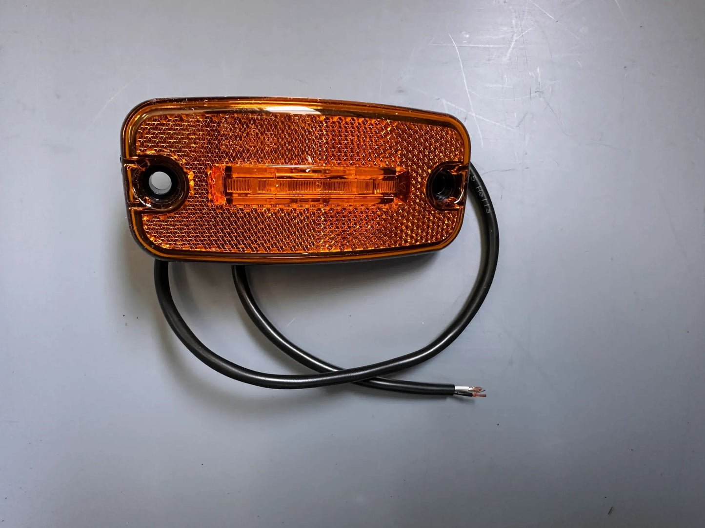 Original Hella Seitenmarkierungsleuchte 2PS 345 600-011 NEU
