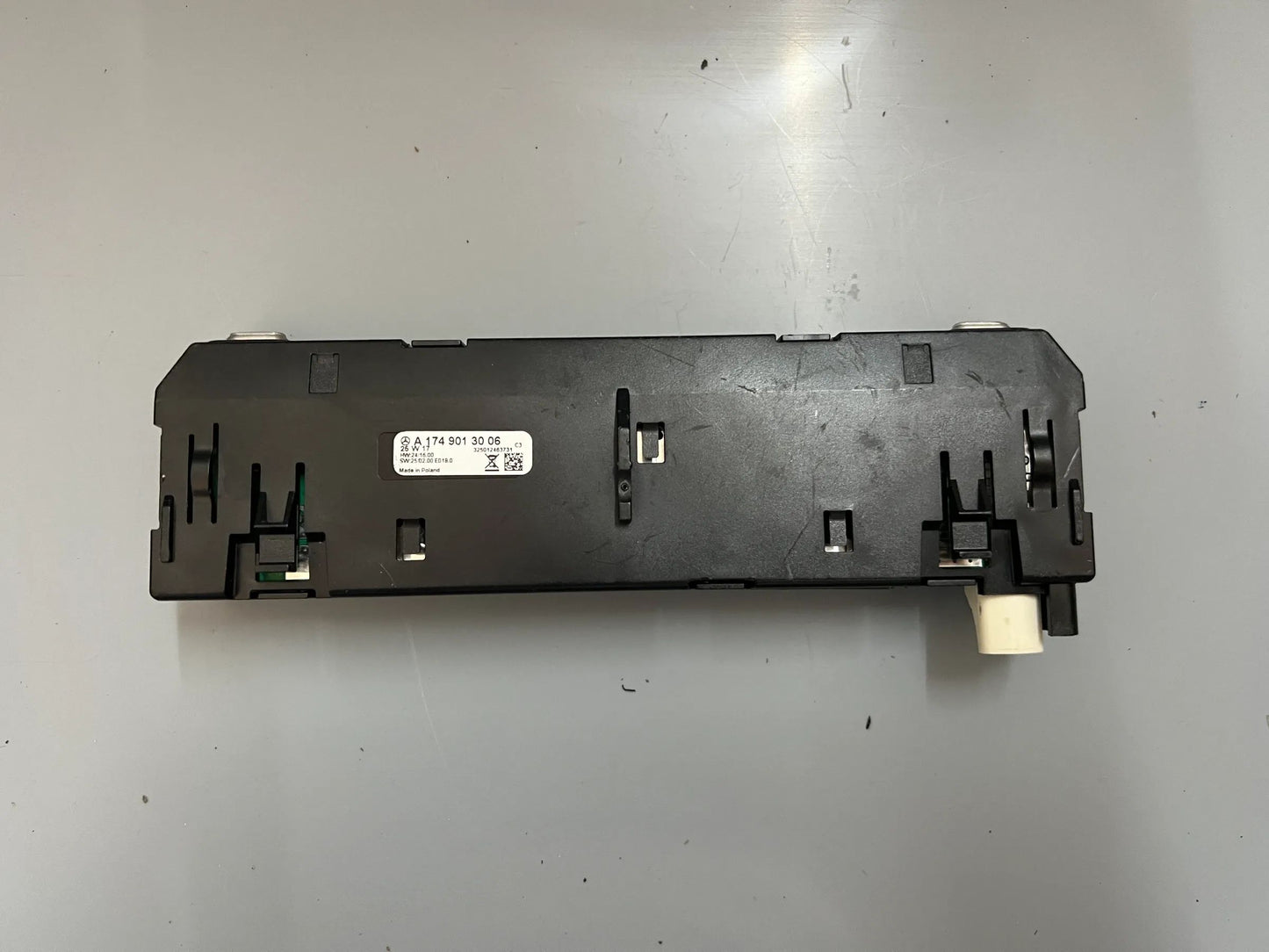 Original Mercedes-Benz W174/178 Steuergerät Multimedia  A1749013006