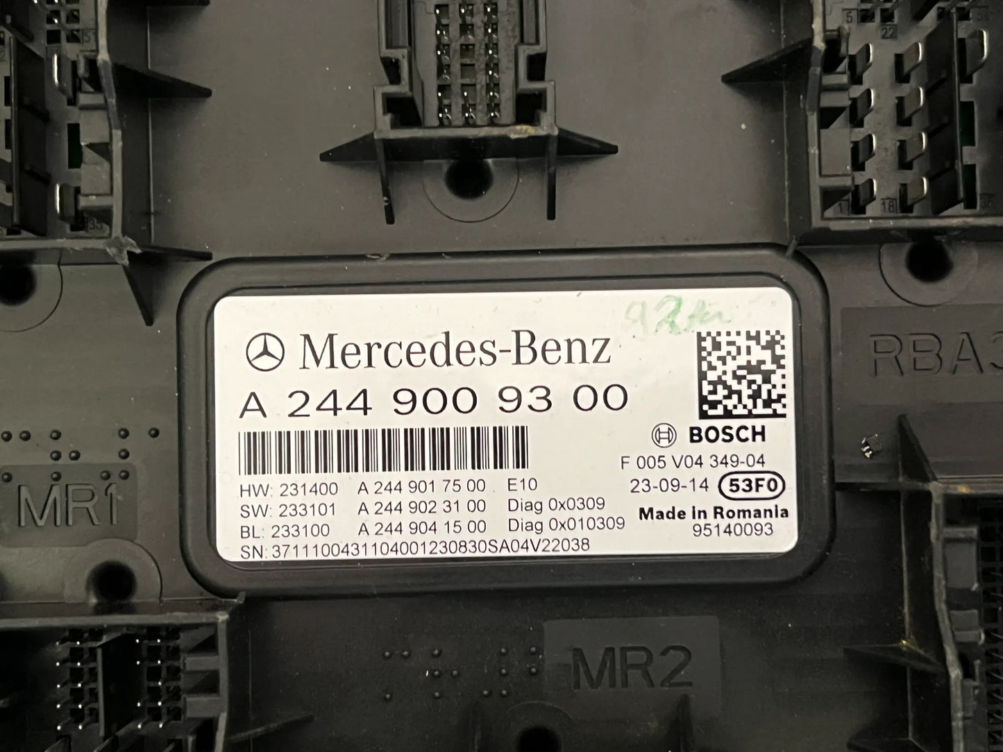 Original Mercedes-Benz Steuergerät IDENT.NUMMER A2449009300 NEU