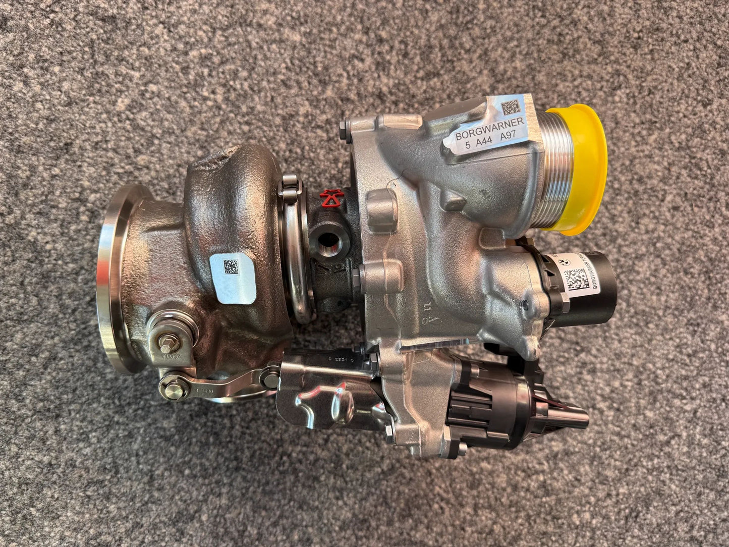 Original Borgwarner BMW G60 Turbolader 5A44A9702 11655A44A9702 NEU