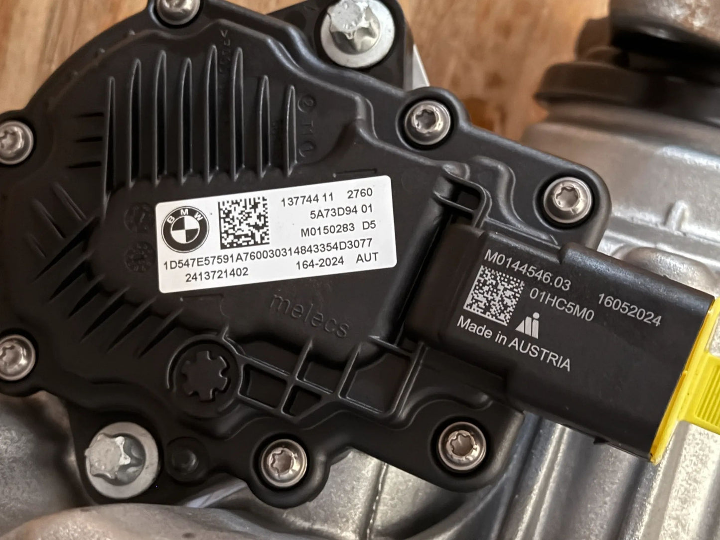 Original BMW Verteilergetriebe 13774410 5A73D94 NEU