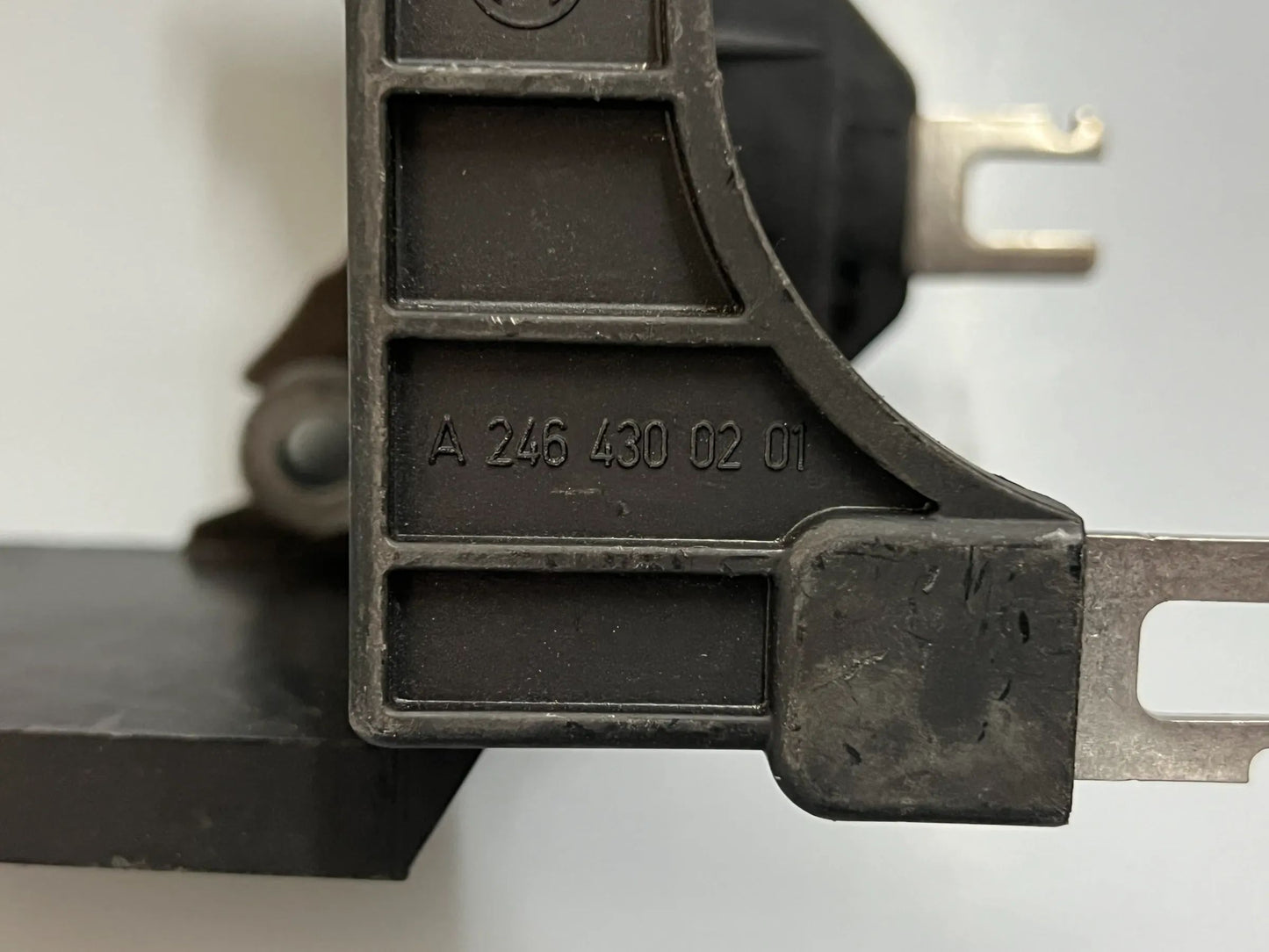 Original Mercedes-Benz Steuergerät A2464300201 NEU