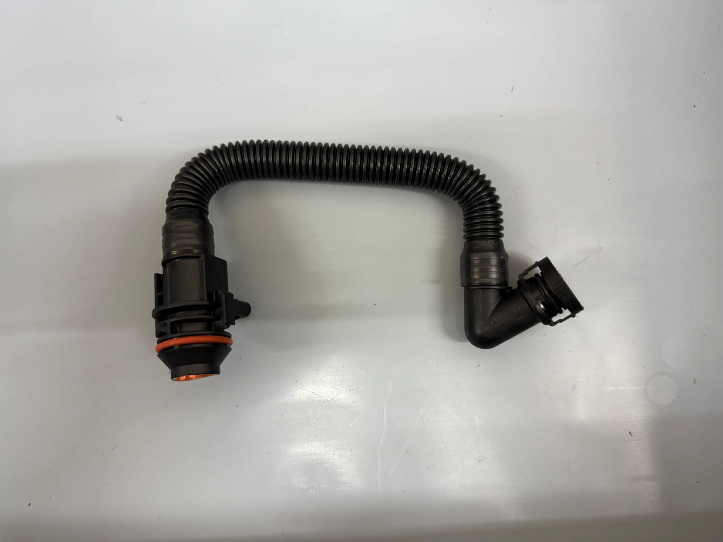 Original Mercedes Benz Entlüftungsschlauch A6540100312 NEU