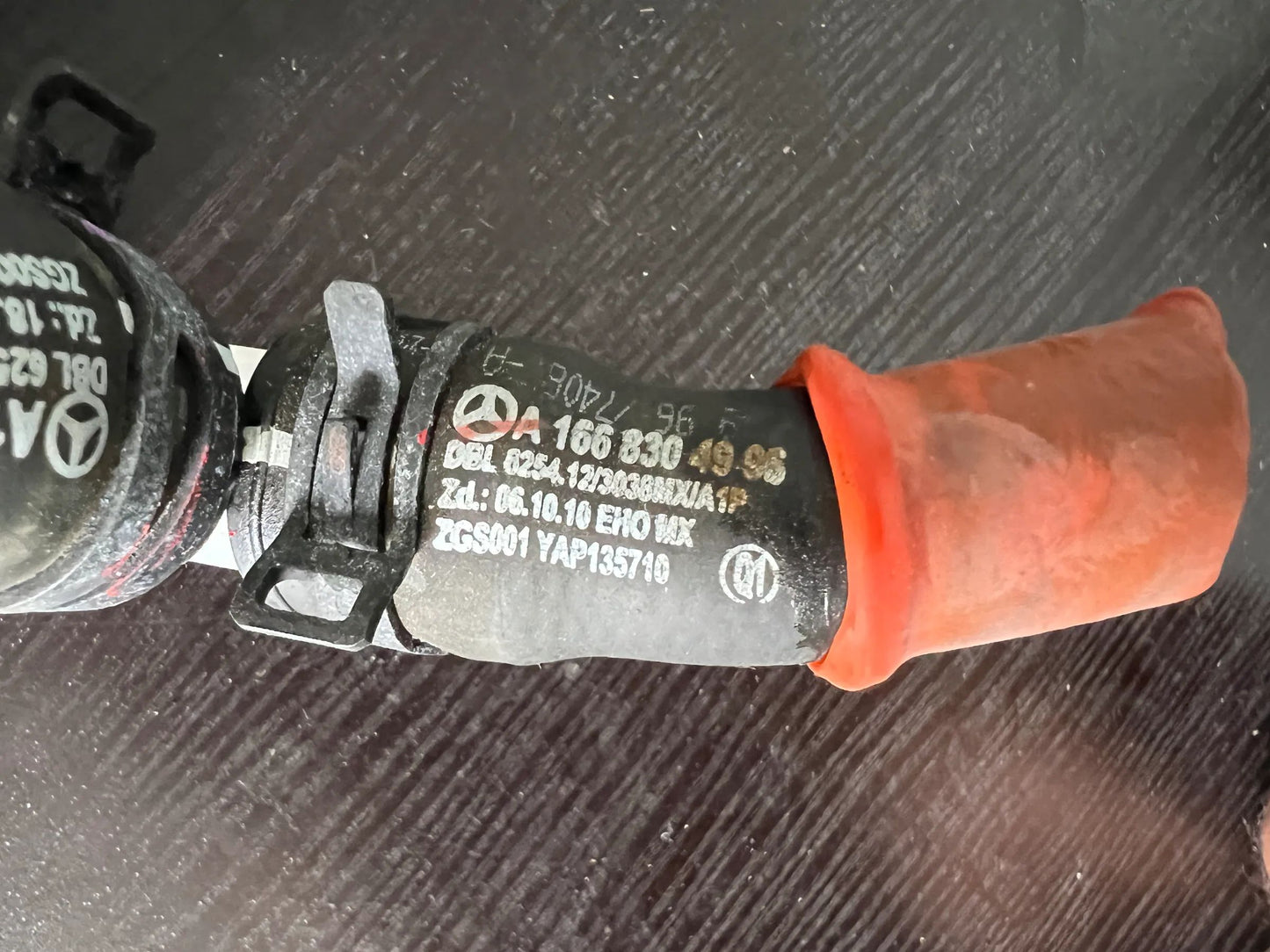 Original Mercedes Benz ML/GL/GLE W166 Ausgleichsbehälter Kühlmittel A1665000049