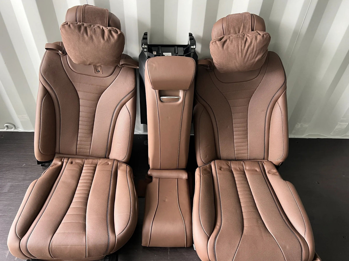 Original Mercedes-Benz S-Klasse W222 Sitze hinten BRAUN mit Armlehne NEU