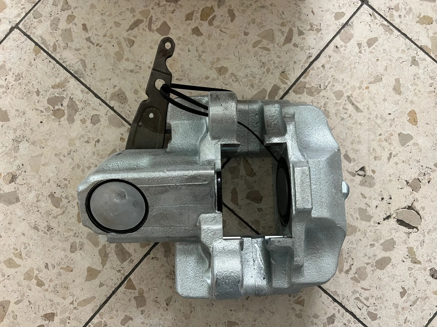 Original Mercedes-Benz Bremssattel A0044204883 NEU