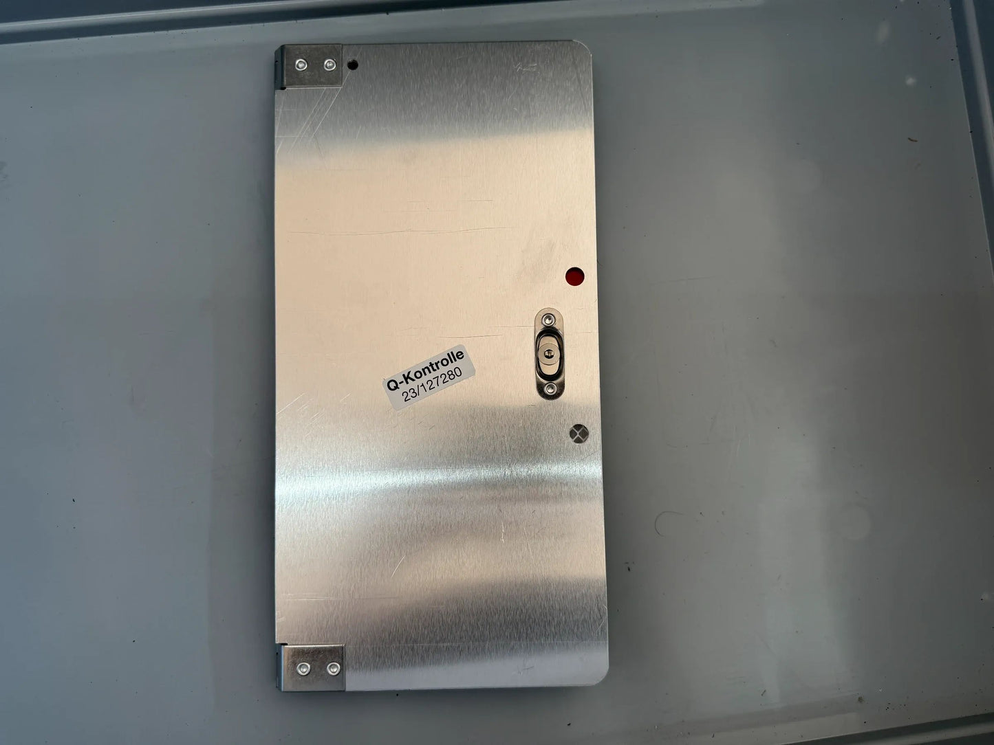 Pinter Signum GmbH Nachtparktafel Typ 3 mit Scharniere und Drehverschluss N2001