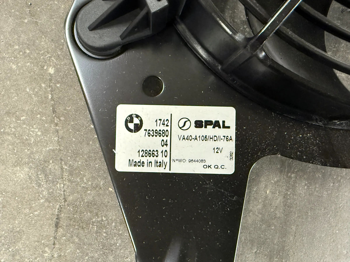 Original BMW I12 i15 i8 Elektrolüfter 7639680 17427639680 NEU