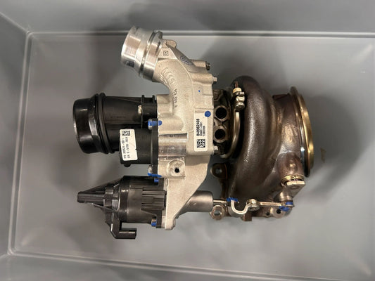 Original BMW Turbolader 8489624 NEU