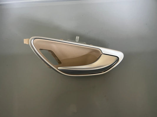 Original Mercedes-Benz Innenbetätigung/Türgriff Vorne rechts A2057600200 NEU