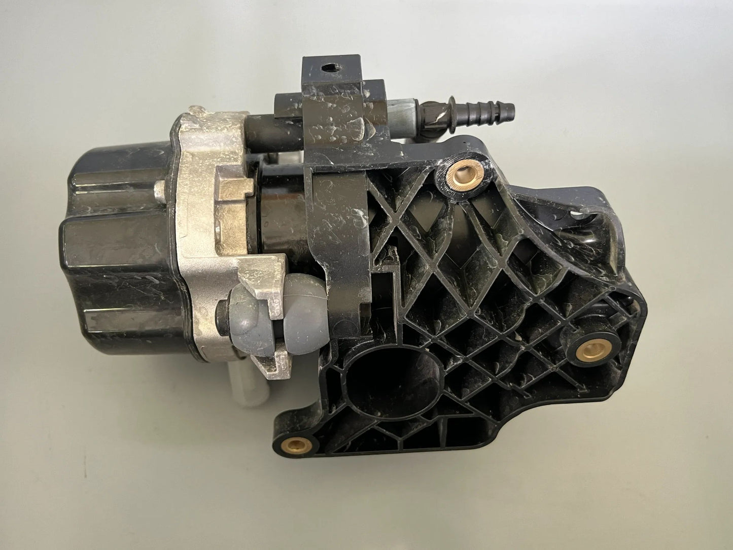 Mercedes-Benz Unterdruckpumpe Vakuumpumpe A0004302300 NEU