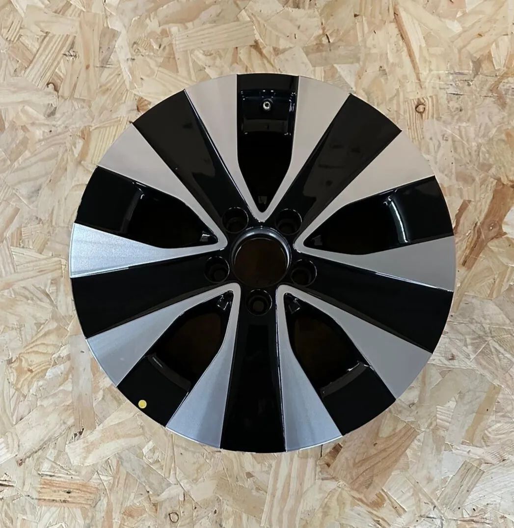 4 X ORIGINAL Mercedes Benz W447/W448 V-Klasse/Vito 17 Zoll Felge A4474015200 7Jx