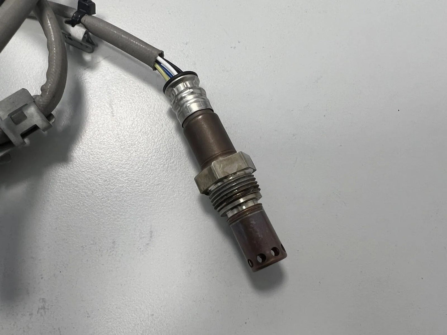 Original Mercedes Benz NOx Sensor Lambdasonde A0009056207 NEU