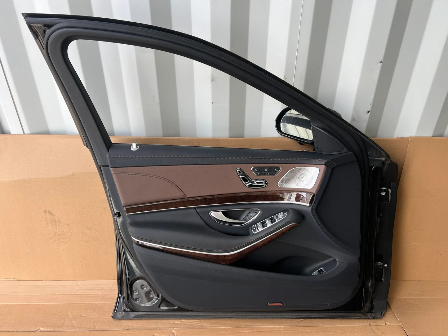 Original Mercedes-Benz S-KLASSE W222 TÜR VORNE LINKS 9197 OBSIDIANSCHWARZ NEU