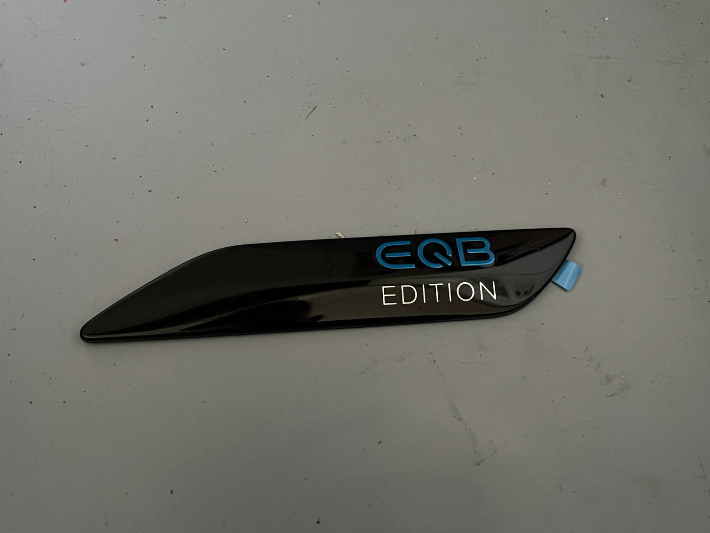 Original Mercedes-Benz EQB EDITION Emblem Schild NEU
