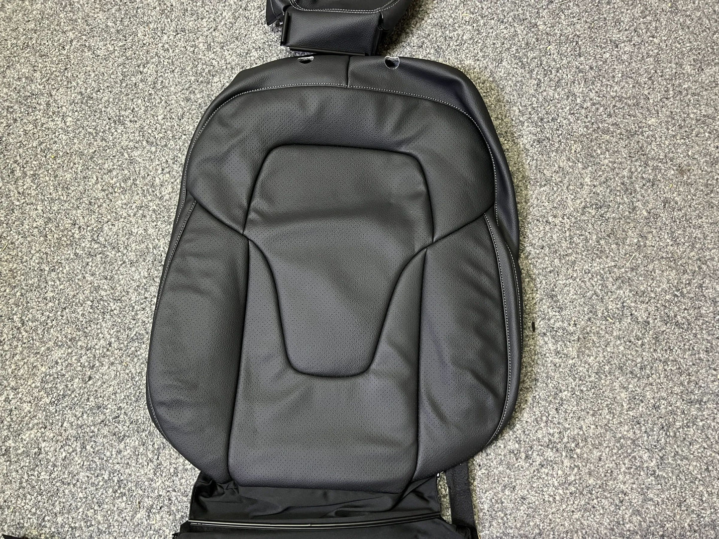 2 X Mercedes-Benz V-Klasse/Vito W447 Sitzbezug Komplett Kunstleder Schwarz NEU