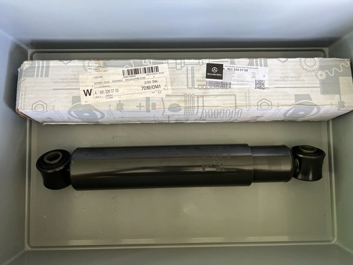 Original Mercedes-Benz Stoßdämpfer A9613260700 NEU