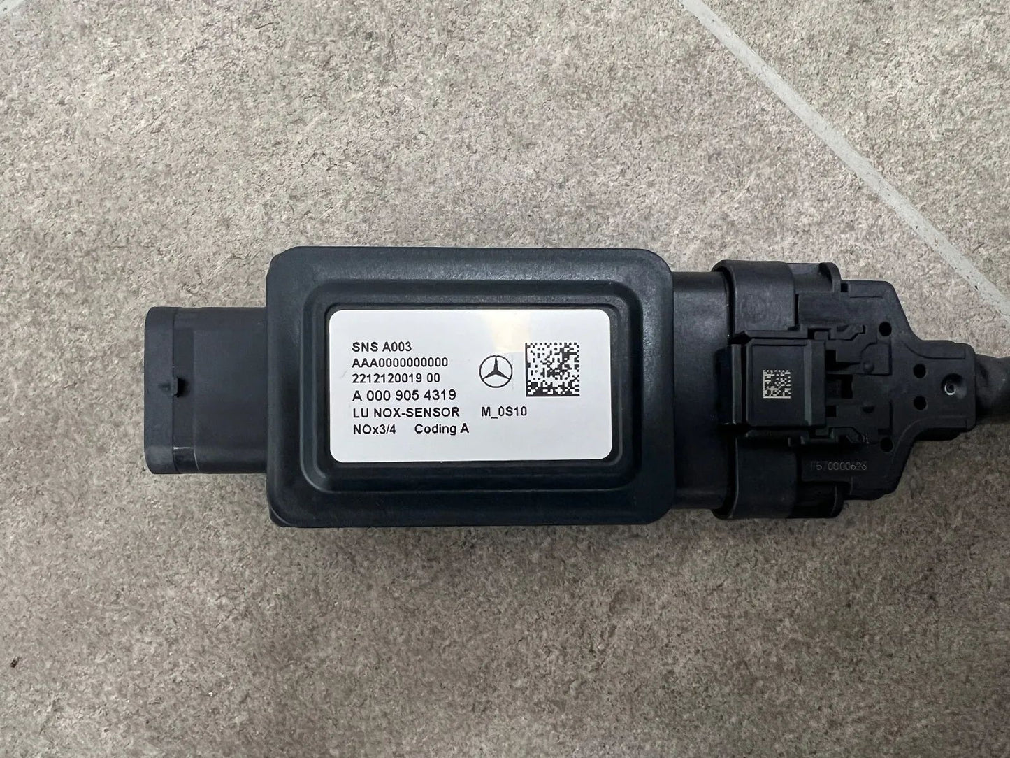 ORIGINAL MERCEDES BENZ LU NOX-SENSOR A0009054319 NEU