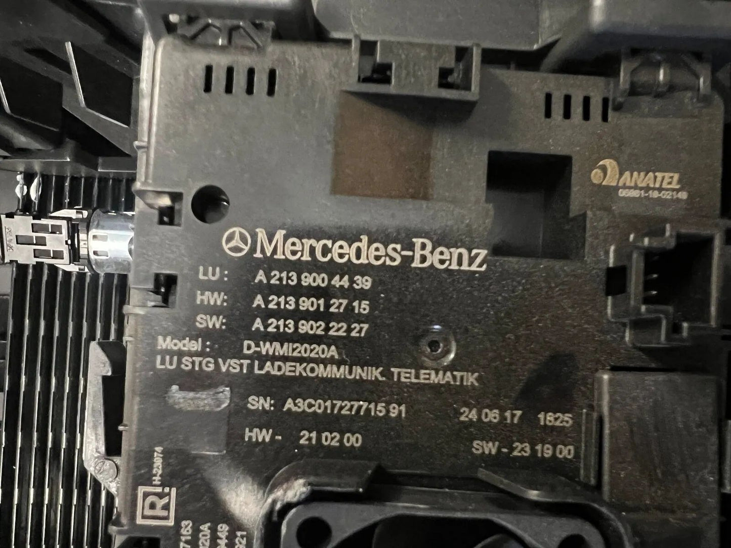 ORIGINAL Mercedes Benz W447 V-Klasse Mittelkonsole Ablagefach 12 V A4486803201