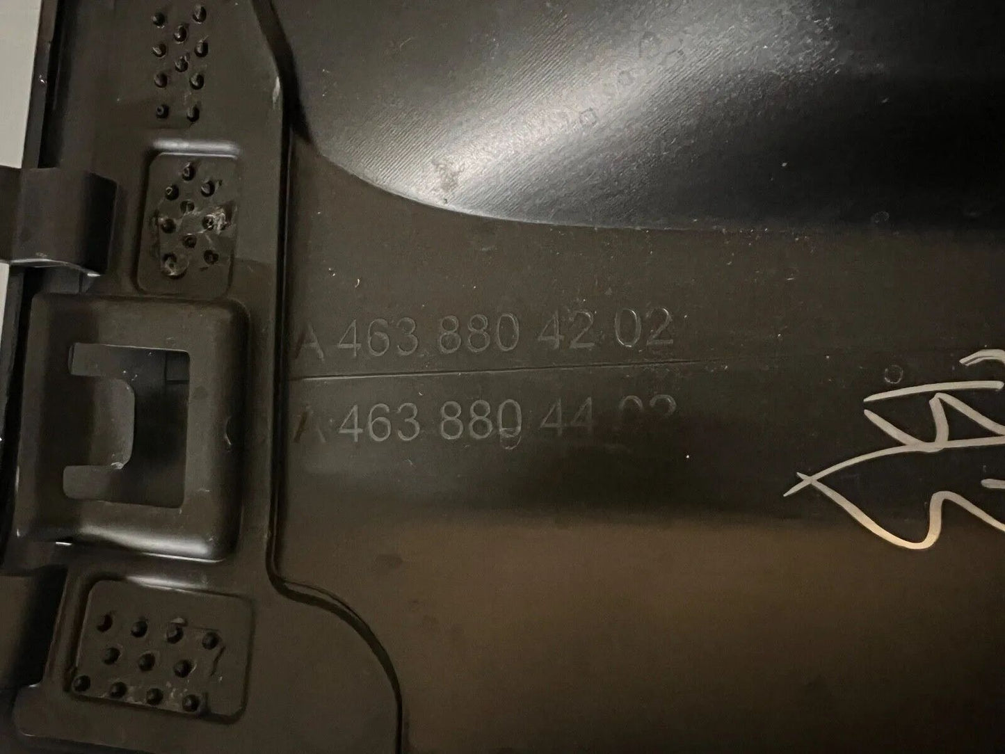 ORIGINAL Mercedes Benz G-Klasse W463 KühlerverkleidungA4638804302/4102/4202/4402