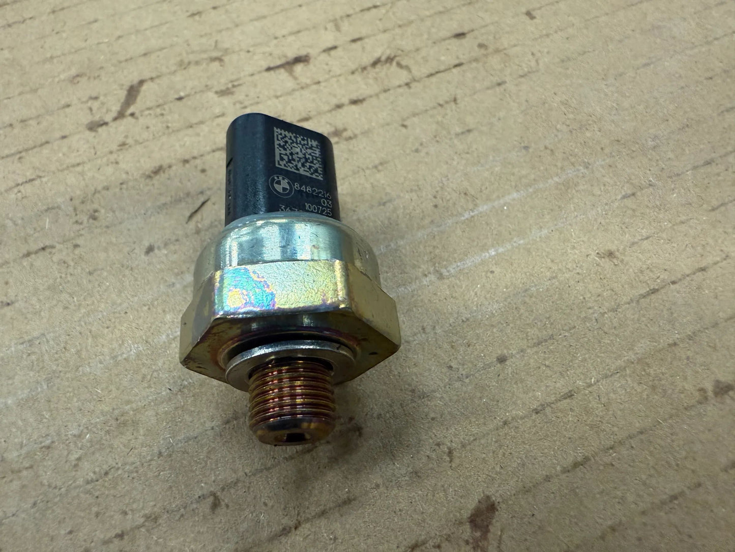 Original BMW Öldrucksensor 8482216 12618482216 NEU