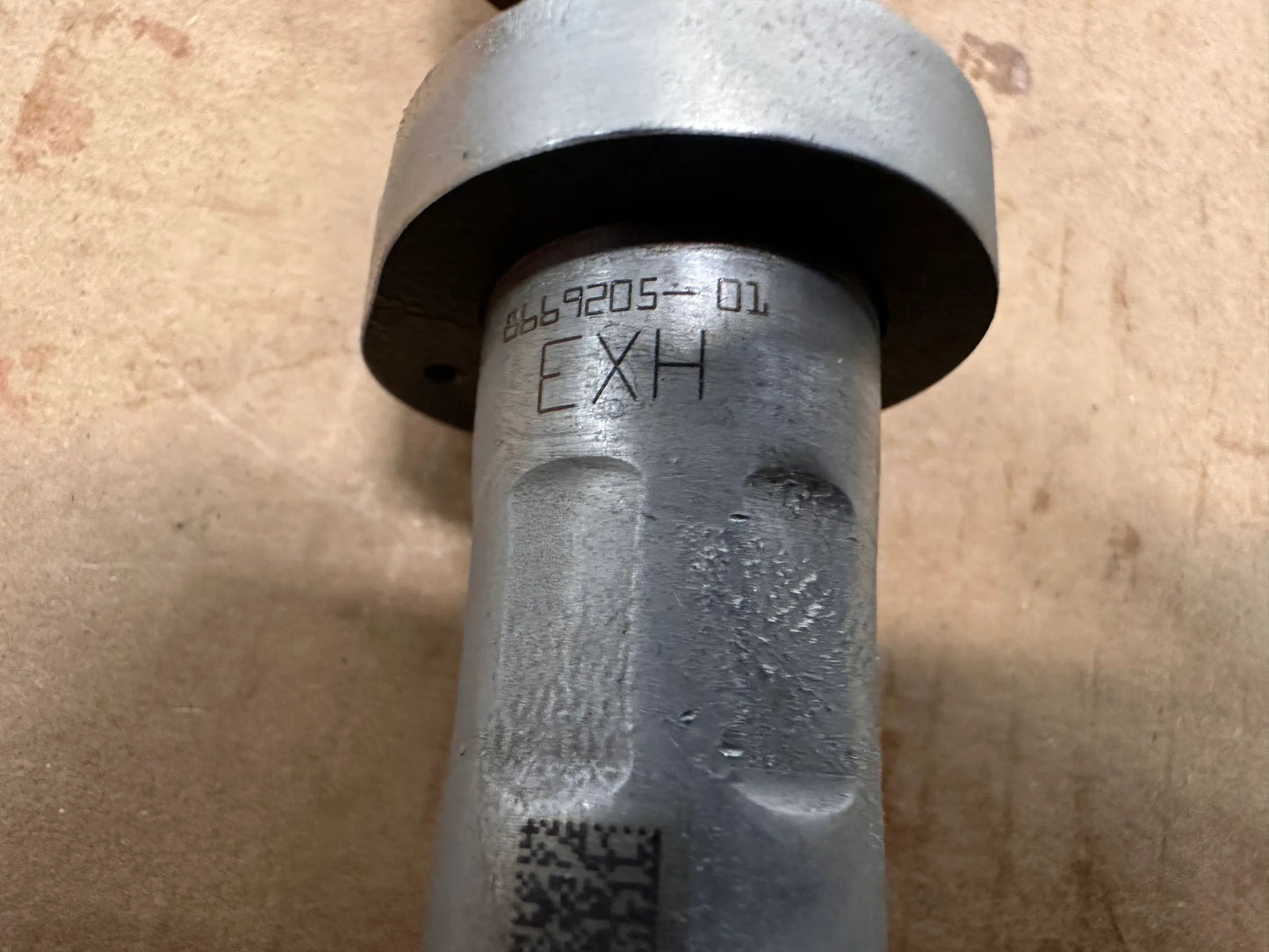 Original BMW Nockenwelle 8669205 NEU