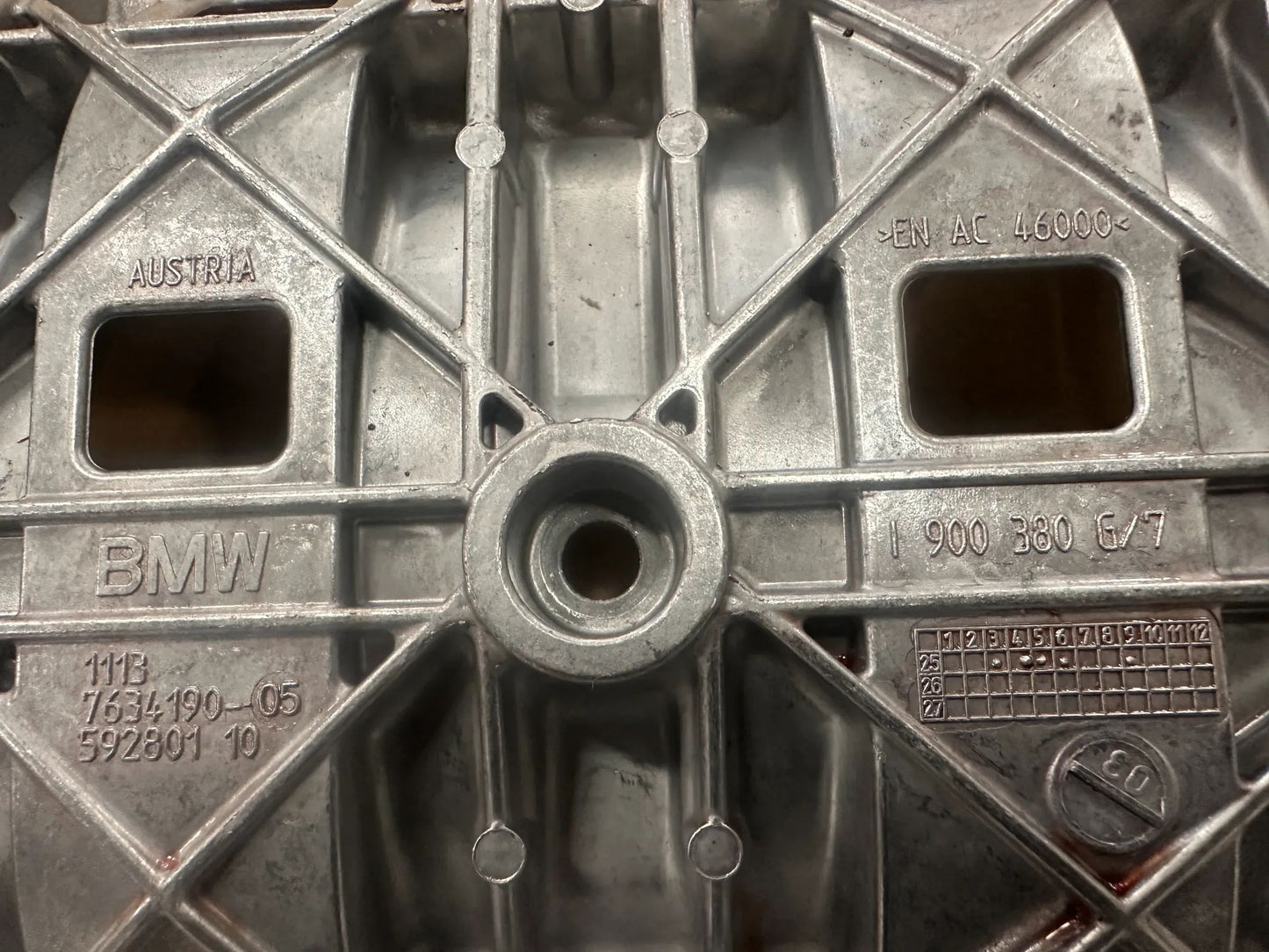 Original BMW Ölhobel 7634190 11137634190 NEU
