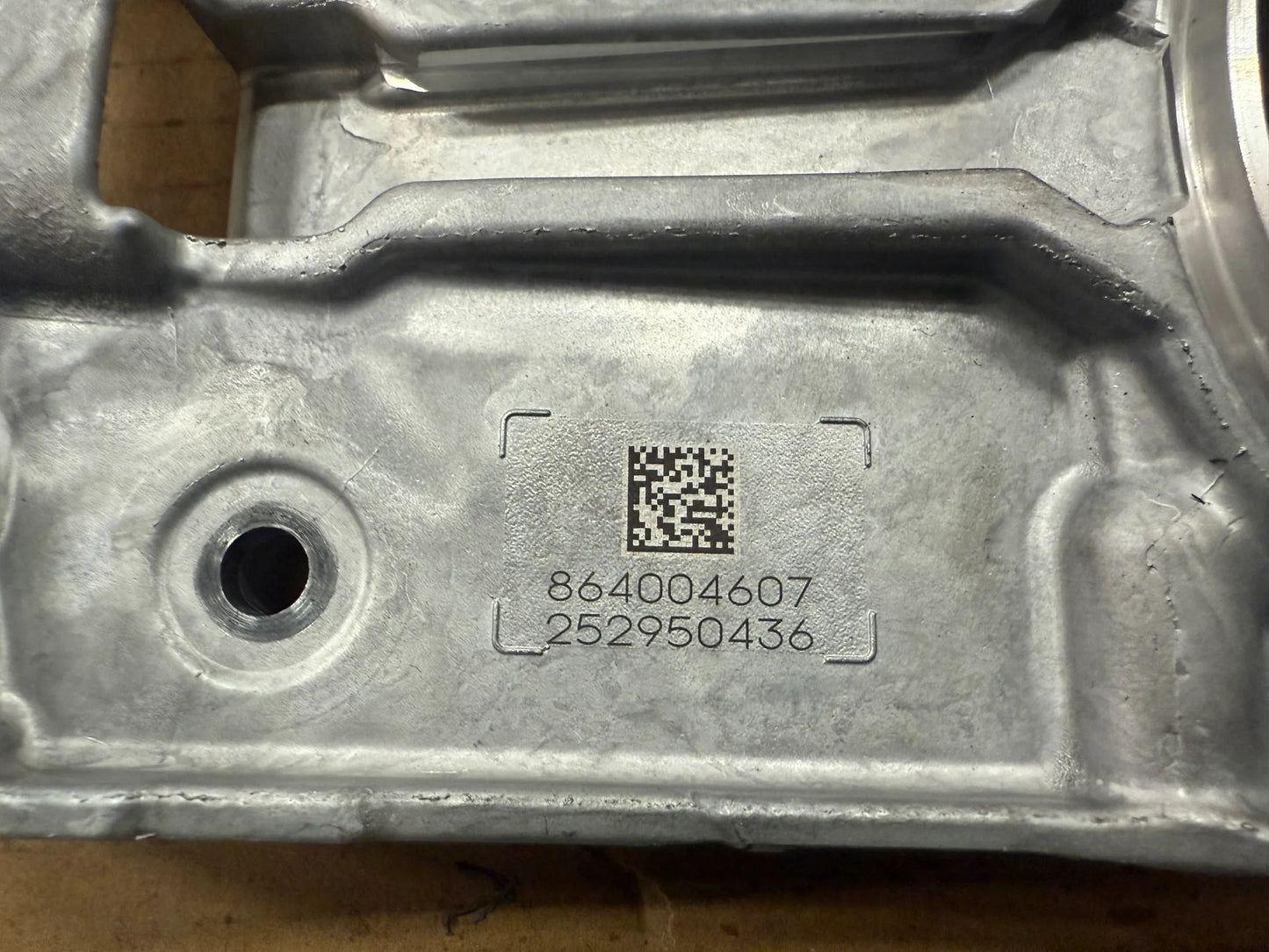 Original BMW Steuerkettenabdeckung 8640047 NEU