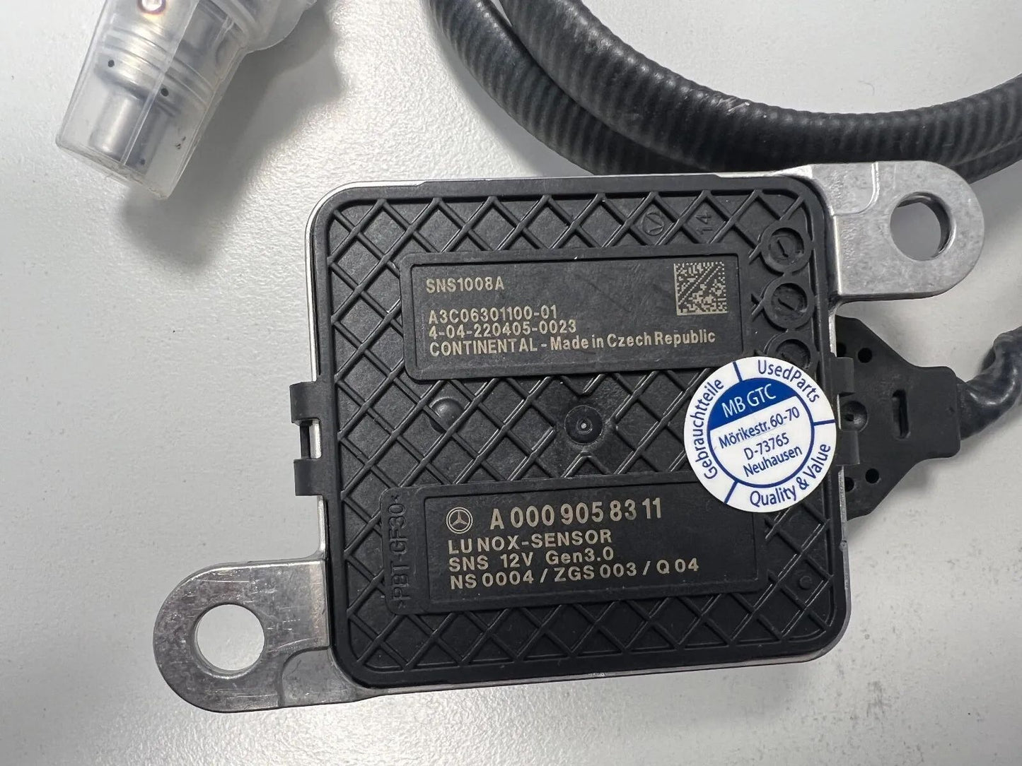 MERCEDES BENZ W177 W247 W205 W213 W257 W253 W166 W222 NOX-SENSOR A0009058311 NEU