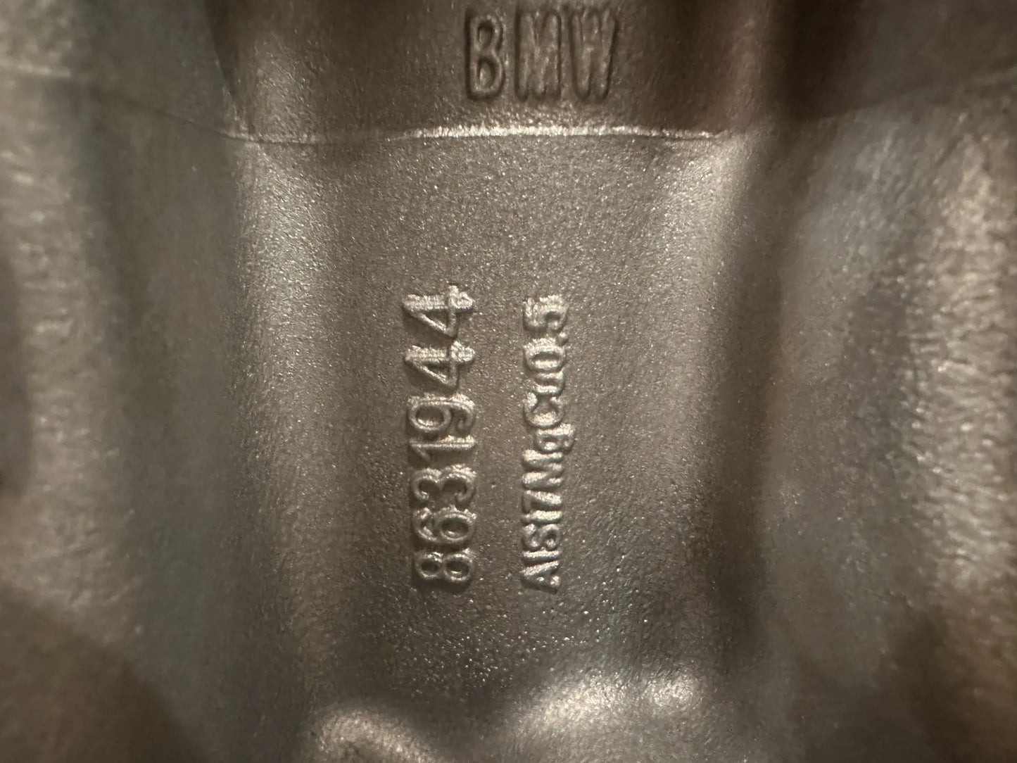 Original BMW Motorblock B38A15P 8631944 NEU