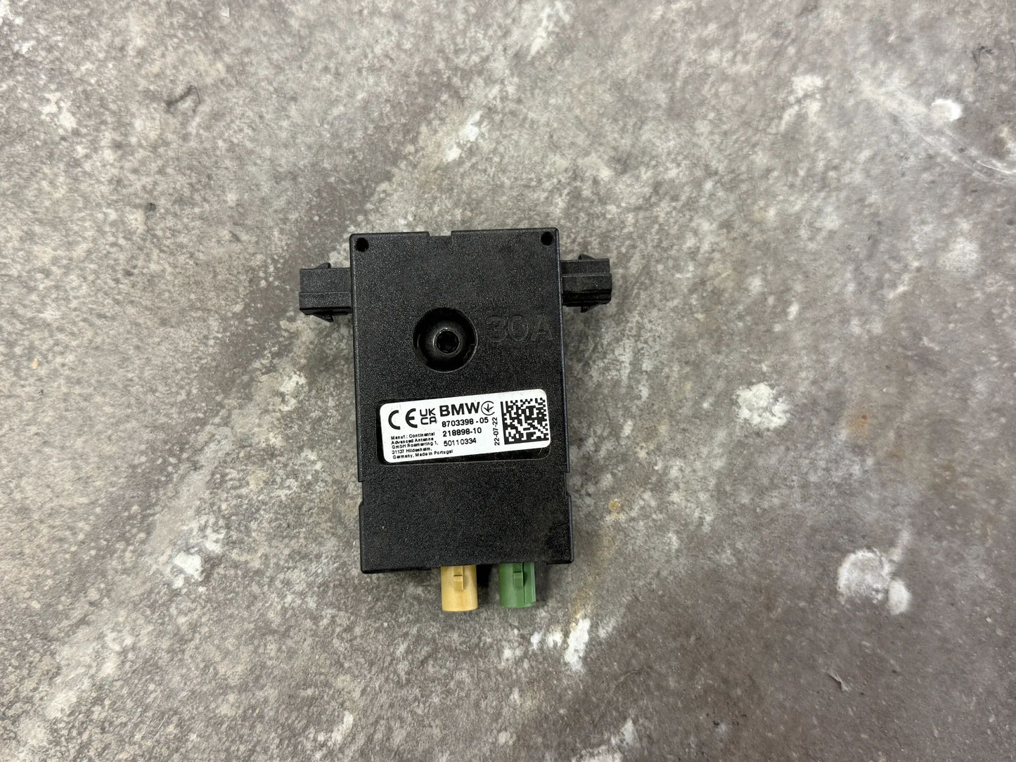 Original BMW 5er 7er G30 G11/12 Antennenverstärker (TV/DAB) 8703398 NEU