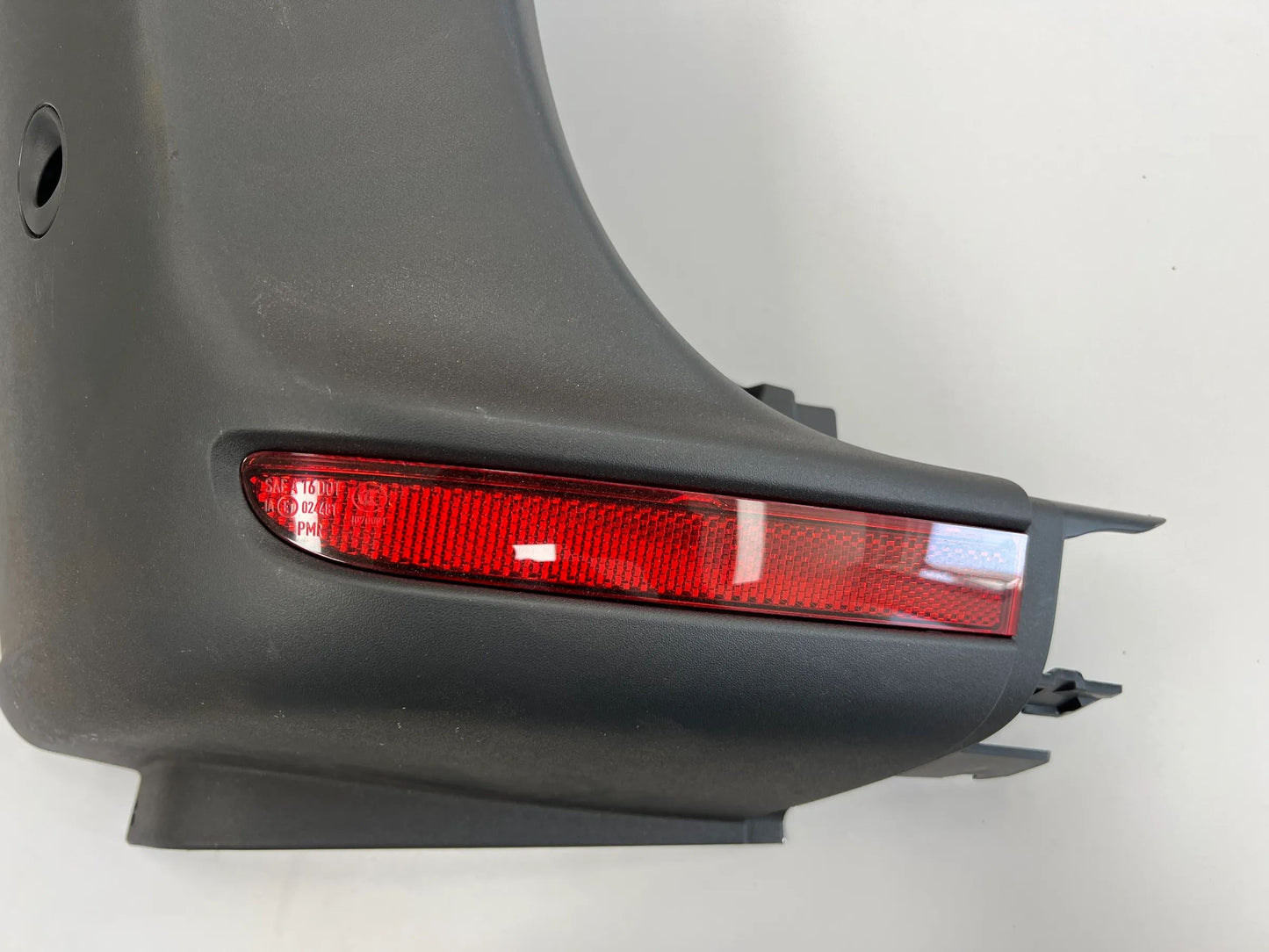 ORIGINAL Mercedes Benz Sprinter Stoßstangenecke links hinten A9108801800 NEU